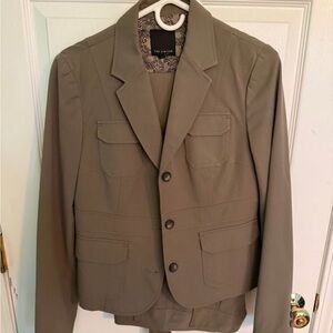 The Limited Women’s Pant Suit